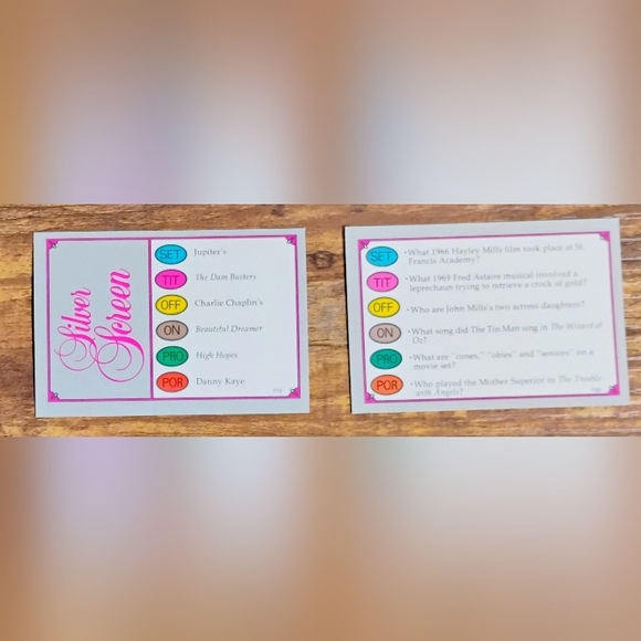 Trivial Pursuit Silver Screen Edition Card Game - Picture 8 of 8